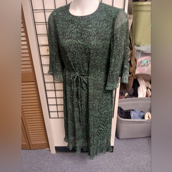 Hugo Boss Dress Diplie Mini Dot Plisse Midi Arsenic Fantasy Green Crepe - Picture 2 of 7